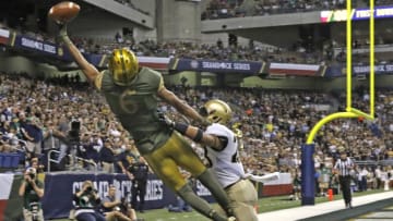 SAN ANTONIO,TX - NOVEMBER 12: Equanimeous St. Brown