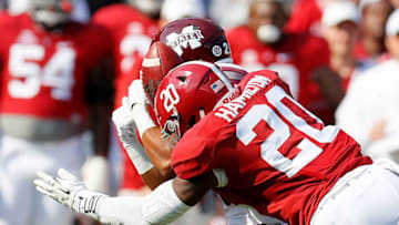 TUSCALOOSA, AL - NOVEMBER 12: Shaun Dion Hamilton