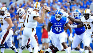 LEXINGTON, KY - SEPTEMBER 01: Josh Allen #41 of the Kentucky Wildcats plays against the Central Michigan Chippewas at Commonwealth Stadium on September 1, 2018 in Lexington, Kentucky. (Photo by Andy Lyons/Getty Images)