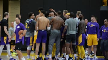EL SEGUNDO, CA - SEPTEMBER 25: The Los Angeles Lakers huddle up during practice at UCLA Health Training Center on September 25, 2018 in El Segundo, California. NOTE TO USER: User expressly acknowledges and agrees that, by downloading and/or using this Photograph, user is consenting to the terms and conditions of the Getty Images License Agreement. Mandatory Copyright Notice: Copyright 2018 NBAE (Photo by Andrew D. Bernstein/NBAE via Getty Images)