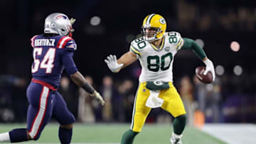 FOXBOROUGH, MA - NOVEMBER 04: Dont'a Hightower #54 of the New England Patriots attempts to tackle Jimmy Graham #80 of the Green Bay Packers during the first half at Gillette Stadium on November 4, 2018 in Foxborough, Massachusetts. (Photo by Maddie Meyer/Getty Images)