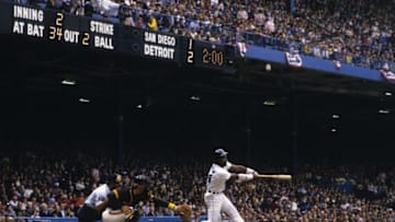 DETROIT, MI - OCTOBER 1984: Chet Lemon #34 of the Detroit Tigers hitting during Game 4 of the 1984 World Series against the San Diego Padres on October 13, 1984 in Detroit, Michigan. (Photo by Ronald C. Modra/Getty Images)
