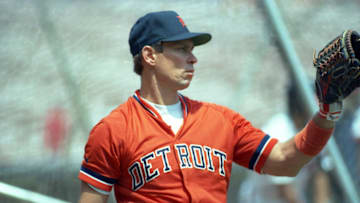 ANAHEIM, CA - CIRCA 1992:Alan Trammell of the Detroit Tigers against the California Angels at the Big A in Anaheim,California. (Photo by Owen C. Shaw/Getty Images)