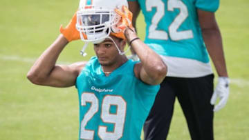 http://dailydolphin.blog.palmbeachpost.com/2018/05/30/early-reviews-on-dolphins-s-minkah-fitzpatrick-from-his-position-coaches/