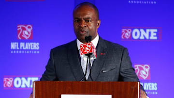 NEW YORK, NY - JANUARY 30: DeMaurice Smith, Executive Director of the National Football League Players Association, speaks during an NFLPA press conference prior to Super Bowl XLVIII on January 30, 2014 in New York City. (Photo by Alex Trautwig/Getty Images)