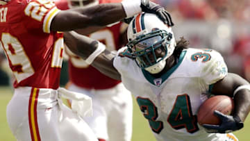 Ricky Williams AFP PHOTO/Dave KAUP (Photo by DAVE KAUP / AFP) (Photo by DAVE KAUP/AFP via Getty Images)