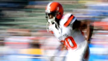CARSON, CA - DECEMBER 03: Ricardo Louis #80 of the Cleveland Browns warms up prior to the game against the Los Angeles Chargers at StubHub Center on December 3, 2017 in Carson, California. (Photo by Harry How/Getty Images)