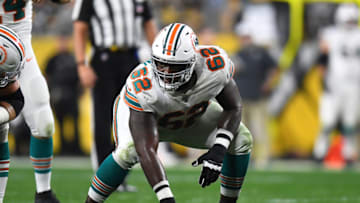 PITTSBURGH, PA - OCTOBER 28: Shaq Calhoun #62 of the Miami Dolphins in action during the game against the Pittsburgh Steelers at Heinz Field on October 28, 2019 in Pittsburgh, Pennsylvania. (Photo by Joe Sargent/Getty Images)