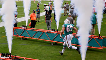 MIAMI GARDENS, FLORIDA - DECEMBER 13: Ted Karras #67 of the Miami Dolphins gets introduced against the Kansas City Chiefs at Hard Rock Stadium on December 13, 2020 in Miami Gardens, Florida. (Photo by Mark Brown/Getty Images)