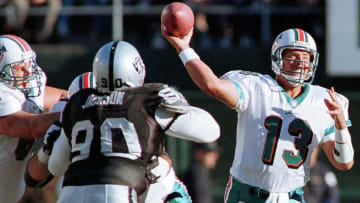 Miami Dolphins Dan Marino (Photo credit should read JOHN G. MABANGLO/AFP via Getty Images)