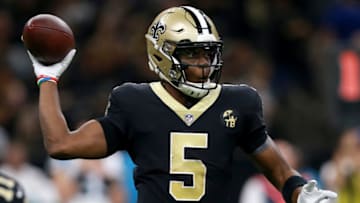 NEW ORLEANS, LOUISIANA - DECEMBER 30: Teddy Bridgewater #5 of the New Orleans Saints throws the ball during the second half against the Carolina Panthers at the Mercedes-Benz Superdome on December 30, 2018 in New Orleans, Louisiana. (Photo by Sean Gardner/Getty Images)