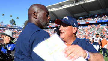 CARSON, CALIFORNIA - OCTOBER 06: Head coach Vic Fangio of the Denver Broncos and head coach Anthony Lynn of the Los Angeles Chargers meet after a 20-13 Broncos win at Dignity Health Sports Park on October 06, 2019 in Carson, California. (Photo by Harry How/Getty Images)