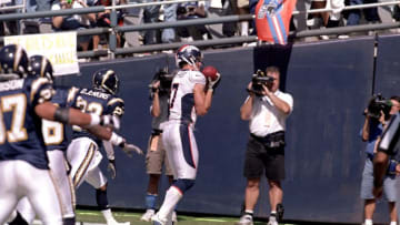 8 Oct 2000: Ed McCaffrey #87 of the Denver Broncos catches the ball in the endzone during a game against the San Diego Chargers at Qualcomm Stadium in San Diego, California. The Broncos defeated the Chargers 21-7.Mandatory Credit: Stephen Dunn /Allsport