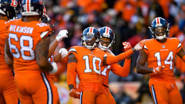 DENVER, CO - NOVEMBER 25: Wide receiver Emmanuel Sanders #10 of the Denver Broncos leads a celebration in the end zone after a second quarter Denver Broncos touchdown catch by tight end Matt LaCosse #83 during a game against the Pittsburgh Steelers at Broncos Stadium at Mile High on November 25, 2018 in Denver, Colorado. (Photo by Dustin Bradford/Getty Images)