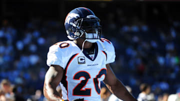 SAN DIEGO, CA - NOVEMBER 27: Brian Dawkins #20 of the Denver Broncos warms up before the game against the San Diego Chargers at Qualcomm Stadium on November 27, 2011 in San Diego, California. (Photo by Harry How/Getty Images)