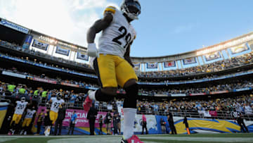 SAN DIEGO, CA - OCTOBER 12: Strong safety Shamarko Thomas #29 of the Pittsburgh Steelers takes the field before a game against the San Diego Chargers at Qualcomm Stadium on October 12, 2015 in San Diego, California. (Photo by Donald Miralle/Getty Images)