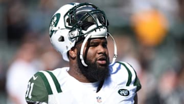 OAKLAND, CA - NOVEMBER 01: Sheldon Richardson #91 of the New York Jets warms up prior to playing the Oakland Raiders in their NFL game at O.co Coliseum on November 1, 2015 in Oakland, California. (Photo by Thearon W. Henderson/Getty Images)