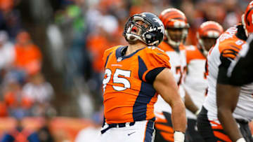 DENVER, CO - NOVEMBER 19: Denver Broncos defensive end Derek Wolfe (95) celebrates a sack during the first half of a game between the Denver Broncos and the visiting Cincinnati Bengals on November 19, 2017 at Sports Authority Field in Denver, CO.(Photo by Russell Lansford/Icon Sportswire via Getty Images)