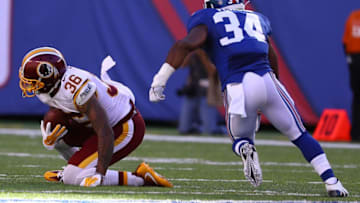 EAST RUTHERFORD, NJ - SEPTEMBER 25: Su'a Cravens