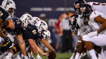 MIAMI, FL - NOVEMBER 04: The FIU Panthers and UTSA Roadrunners line up for a snap during the game at Riccardo Silva Stadium on November 4, 2017 in Miami, Florida. (Photo by Rob Foldy/Getty Images)