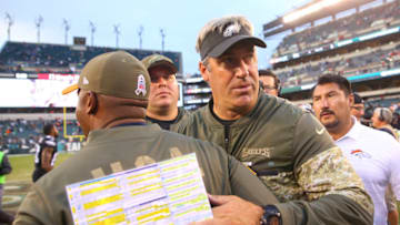 PHILADELPHIA, PA - NOVEMBER 5: Head coach Doug Pederson of the Philadelphia Eagles shakes hands with head coach Vance Joseph of the Denver Broncos after the game at Lincoln Financial Field on November 5, 2017 in Philadelphia, Pennsylvania. The Eagles defeated the Broncos 51-23. (Photo by Mitchell Leff/Getty Images)