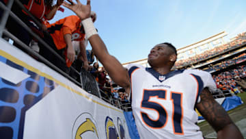 SAN DIEGO, CA - DECEMBER 14: Linebacker Todd Davis