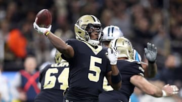 NEW ORLEANS, LOUISIANA - DECEMBER 30: Teddy Bridgewater #5 of the New Orleans Saints throws a pass against the Carolina Panthers during the first half at the Mercedes-Benz Superdome on December 30, 2018 in New Orleans, Louisiana. (Photo by Chris Graythen/Getty Images)