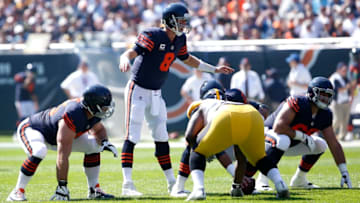 CHICAGO, IL - SEPTEMBER 24: Quarterback Mike Glennon #8 of the Chicago Bears calls out a play in the first quarter against the Pittsburgh Steelers at Soldier Field on September 24, 2017 in Chicago, Illinois. The Chicago Bears defeated the Pittsburgh Steelers 23-17. (Photo by Kena Krutsinger/Getty Images)