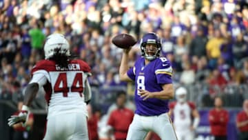 MINNEAPOLIS, MN - NOVEMBER 20: Sam Bradford #8 of the Minnesota Vikings drops back to pass the ball while being pursued by Markus Golden #44 of the Arizona Cardinals in the second half of the game on November 20, 2016 at US Bank Stadium in Minneapolis, Minnesota. (Photo by Hannah Foslien/Getty Images)