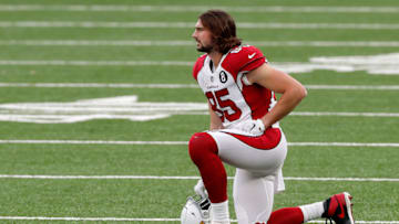 EAST RUTHERFORD, NEW JERSEY - DECEMBER 13: (NEW YORK DAILIES OUT) Dan Arnold #85 of the Arizona Cardinals in action against the New York Giants at MetLife Stadium on December 13, 2020 in East Rutherford, New Jersey. The Cardinals defeated the Giants 26-7. (Photo by Jim McIsaac/Getty Images)