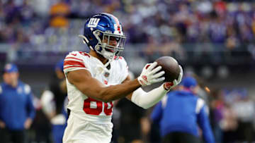 MINNEAPOLIS, MINNESOTA - JANUARY 15: Darius Slayton #86 of the New York Giants warms up prior to the NFC Wild Card playoff game against the Minnesota Vikings at U.S. Bank Stadium on January 15, 2023 in Minneapolis, Minnesota. (Photo by David Berding/Getty Images)