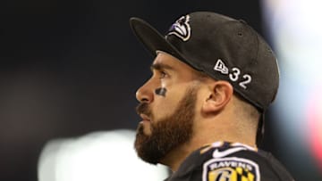 BALTIMORE, MARYLAND - DECEMBER 30: Free Safety Eric Weddle #32 of the Baltimore Ravens looks on from the sidelines during the second quarter against the Cleveland Browns at M&T Bank Stadium on December 30, 2018 in Baltimore, Maryland. (Photo by Patrick Smith/Getty Images)