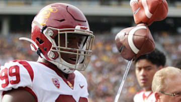 USC football defensive end Drake Jackson. (Alicia de Artola/Reign of Troy)