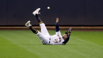 MILWAUKEE, WISCONSIN - SEPTEMBER 14: Avisail Garcia #24 of the Milwaukee Brewers throws the ball to the infield in the third inning against the St. Louis Cardinals during game two of a doubleheader at Miller Park on September 14, 2020 in Milwaukee, Wisconsin. (Photo by Dylan Buell/Getty Images)