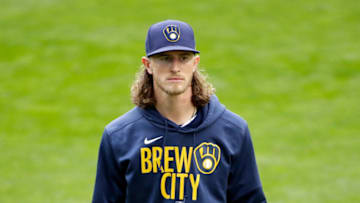 MILWAUKEE, WISCONSIN - OCTOBER 09: Josh Hader #71 of the Milwaukee Brewers walks out to the bullpen during game 2 of the National League Division Series at American Family Field on October 09, 2021 in Milwaukee, Wisconsin. Braves defeated the Brewers 3-0. (Photo by John Fisher/Getty Images)