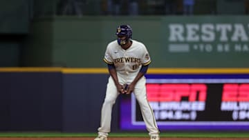 MILWAUKEE, WISCONSIN - APRIL 01: Lorenzo Cain #6 of the Milwaukee Brewers takes a lead from second base during a game against the Minnesota Twins on Opening Day at American Family Field on April 01, 2021 in Milwaukee, Wisconsin. The Brewers defeated the Twins 6-5. (Photo by Stacy Revere/Getty Images)