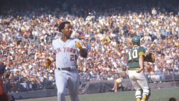 OAKLAND, CA - OCTOBER 1973: Cleon Jones #21 of the New York Mets scores against the Oakland Athletics during the World Series in October 1973 at The Oakland-Alameda County Coliseum in Oakland, California. The Athletics won the series 4-3. (Photo by Focus on Sport/Getty Images)