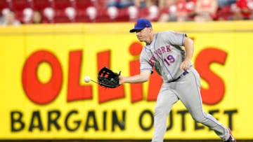 CINCINNATI, OH - MAY 08: Jay Bruce #19 of the New York Mets fields a ground ball during the seventh inning against the Cincinnati Reds at Great American Ball Park on May 8, 2018 in Cincinnati, Ohio. (Photo by Michael Hickey/Getty Images)
