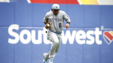 ARLINGTON, TX - JUNE 17: Gerardo Parra #8 of the Colorado Rockies catches a fly ball off the bat of Nomar Mazara of the Texas Ranger to end the first inning at Globe Life Park in Arlington on June 17, 2018 in Arlington, Texas. (Photo by Ron Jenkins/Getty Images)