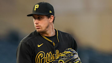 MINNEAPOLIS, MN - AUGUST 03: Derek Holland #45 of the Pittsburgh Pirates pitches against the Minnesota Twins on August 3, 2020 at Target Field in Minneapolis, Minnesota. (Photo by Brace Hemmelgarn/Minnesota Twins/Getty Images)