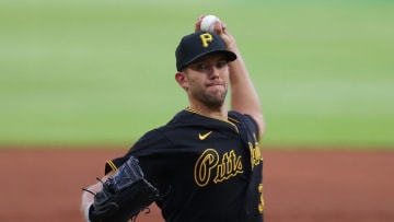 ATLANTA, GEORGIA - MAY 21: Tyler Anderson #31 of the Pittsburgh Pirates pitches in the first inning against the Atlanta Braves at Truist Park on May 21, 2021 in Atlanta, Georgia. (Photo by Kevin C. Cox/Getty Images)