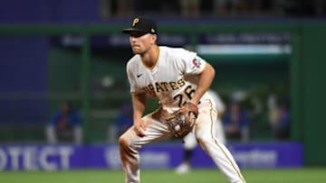 PITTSBURGH, PA - JULY 17: Adam Frazier #26 of the Pittsburgh Pirates in action during the game against the New York Mets at PNC Park on July 17, 2021 in Pittsburgh, Pennsylvania. (Photo by Justin Berl/Getty Images)