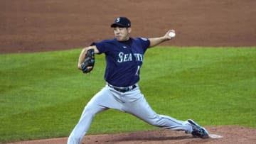 KANSAS CITY, MO - SEPTEMBER 18: Yusei Kikuchi #18 of the Seattle Mariners throws in the second inning against the Kansas City Royals at Kauffman Stadium on September 18, 2021 in Kansas City, Missouri. (Photo by Ed Zurga/Getty Images)