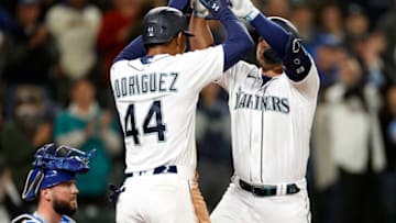 Mariners: Adam Frazier and Eugenio Suarez Vying for Long-Term Role