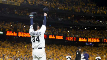 SEATTLE, WA - SEPTEMBER 26: Felix Hernandez of the Seattle Mariners acknowledges cheering fans.(Photo by Lindsey Wasson/Getty Images)