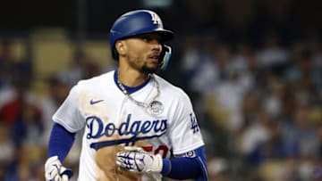 LOS ANGELES, CALIFORNIA - JUNE 02: Mookie Betts #50 of the Los Angeles Dodgers looks onduring the seventh inning against the New York Mets at Dodger Stadium on June 02, 2022 in Los Angeles, California. The Los Angeles Dodgers won 2-0. (Photo by Katelyn Mulcahy/Getty Images)