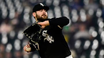 CHICAGO, ILLINOIS - OCTOBER 04: Starting pitcher Lucas Giolito #27 of the Chicago White Sox delivers a pitch in the first inning against the Minnesota Twins at Guaranteed Rate Field on October 04, 2022 in Chicago, Illinois. (Photo by Quinn Harris/Getty Images)