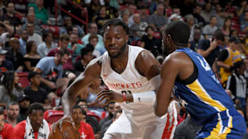 LAS VEAGS, NV - JULY 8: Chinanu Onuaku #21 of the Houston Rockets handles the ball against the Golden States Warriors during the 2018 Las Vegas Summer League on July 8, 2018 at the Thomas & Mack Center in Las Vegas, Nevada. NOTE TO USER: User expressly acknowledges and agrees that, by downloading and/or using this Photograph, user is consenting to the terms and conditions of the Getty Images License Agreement. Mandatory Copyright Notice: Copyright 2018 NBAE (Photo by Garrett Ellwood/NBAE via Getty Images)