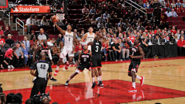 HOUSTON, TX - OCTOBER 17: Elfrid Payton #4 of the New Orleans Pelicans shoots the ball against the Houston Rockets during a game on October 17, 2018 at Toyota Center, in Houston, Texas. NOTE TO USER: User expressly acknowledges and agrees that, by downloading and/or using this Photograph, user is consenting to the terms and conditions of the Getty Images License Agreement. Mandatory Copyright Notice: Copyright 2018 NBAE (Photo by Bill Baptist/NBAE via Getty Images)