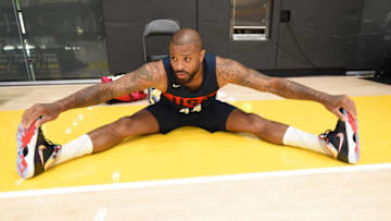 Rockets' P.J. Tucker of USA Basketball warms up before the game at UCLA Health Training Center (Photo by Andrew D. Bernstein/NBAE via Getty Images)